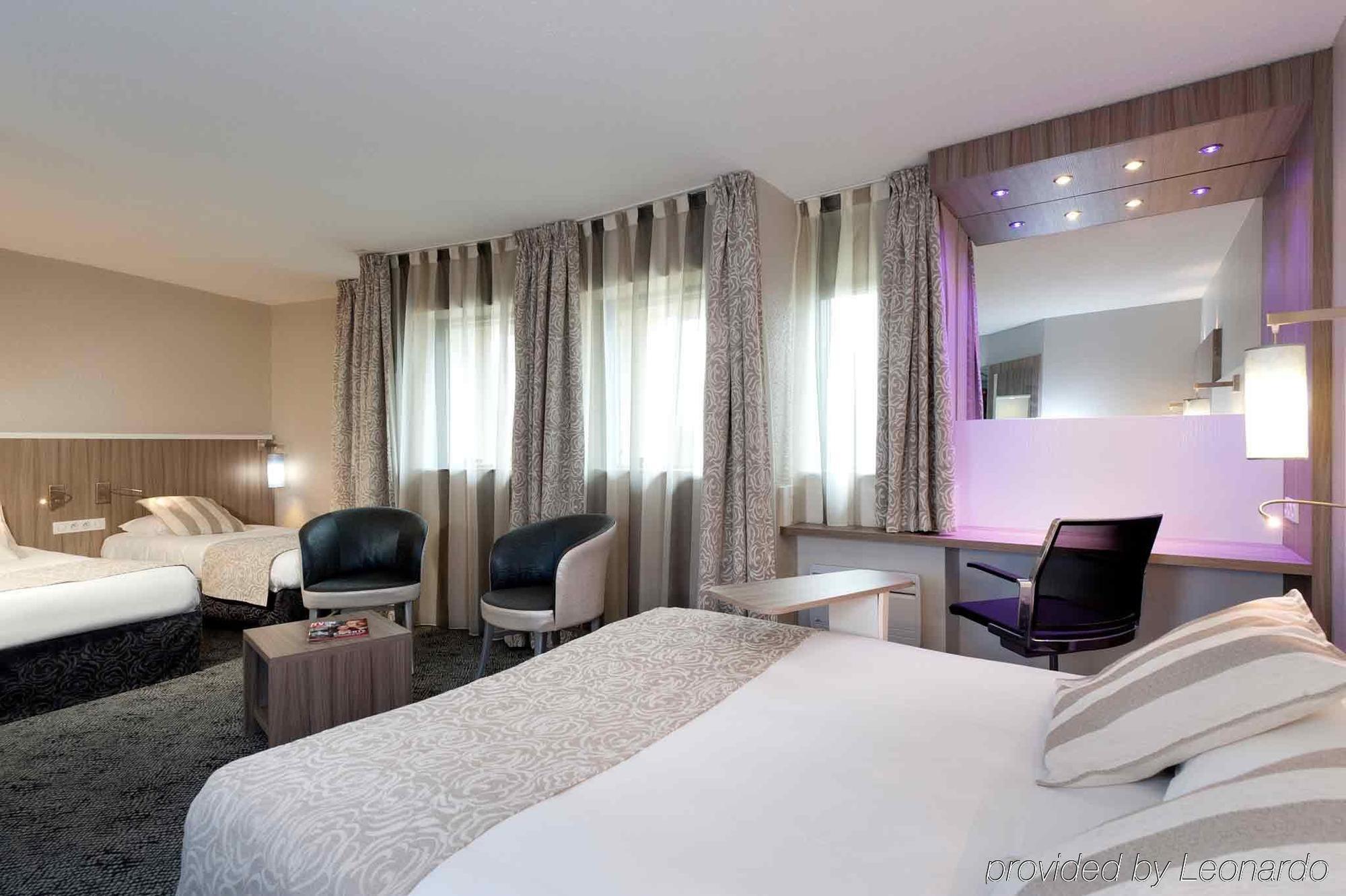 Ibis Styles Melun Hotel Rubelles Bagian luar foto